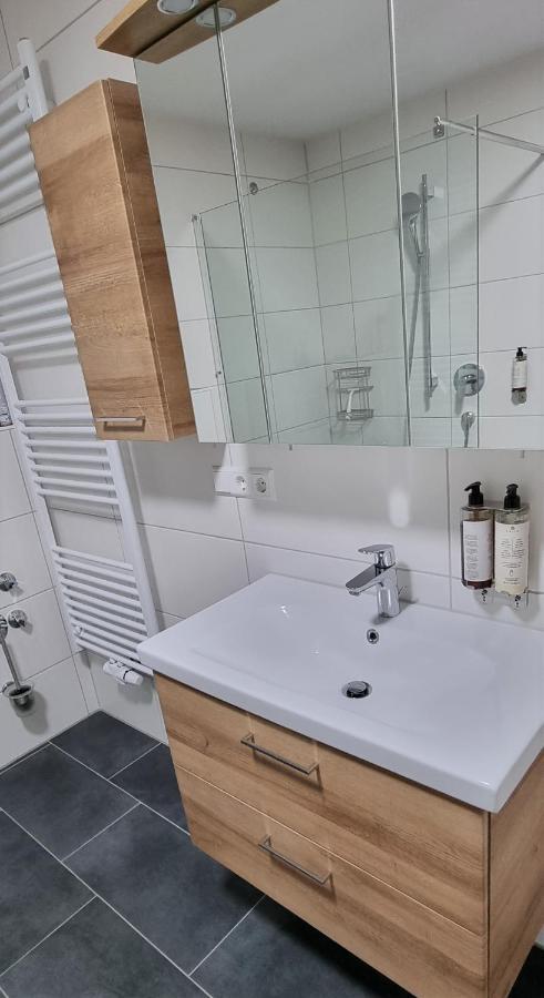 Flat11 4-Zi Wohnung Messe Karlsruhe Райнщетен Екстериор снимка